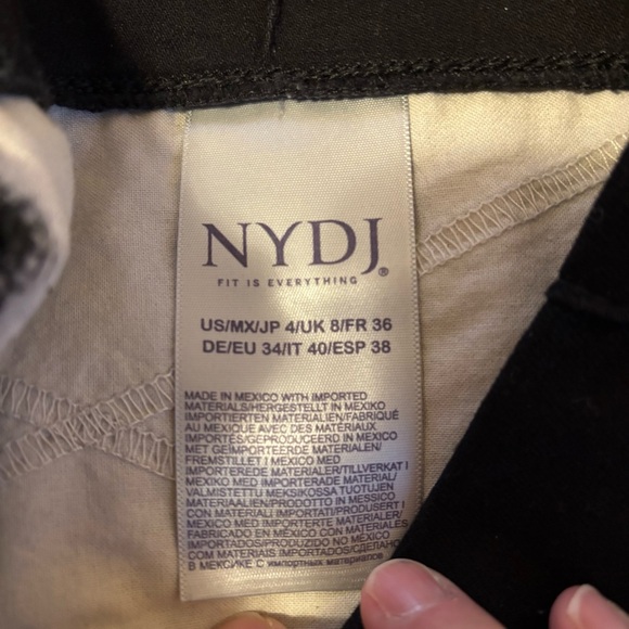 Not Your Daughter’s Jeans Pull-on Jean Jegging with front seaming Black Size 4 - Picture 6 of 6